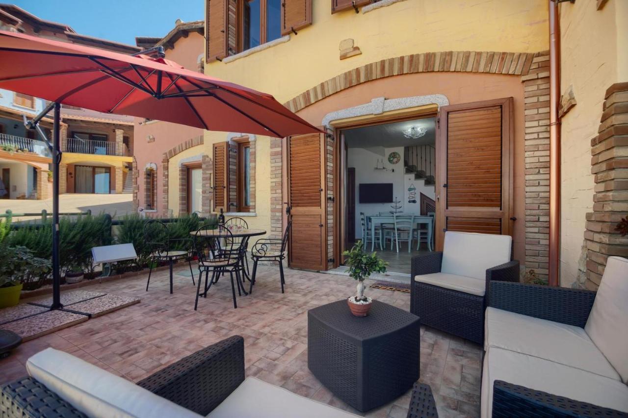 L'Estasi Tanca Piras A Bordo Piscina Con Vista Mare Villa Nebida Exterior photo
