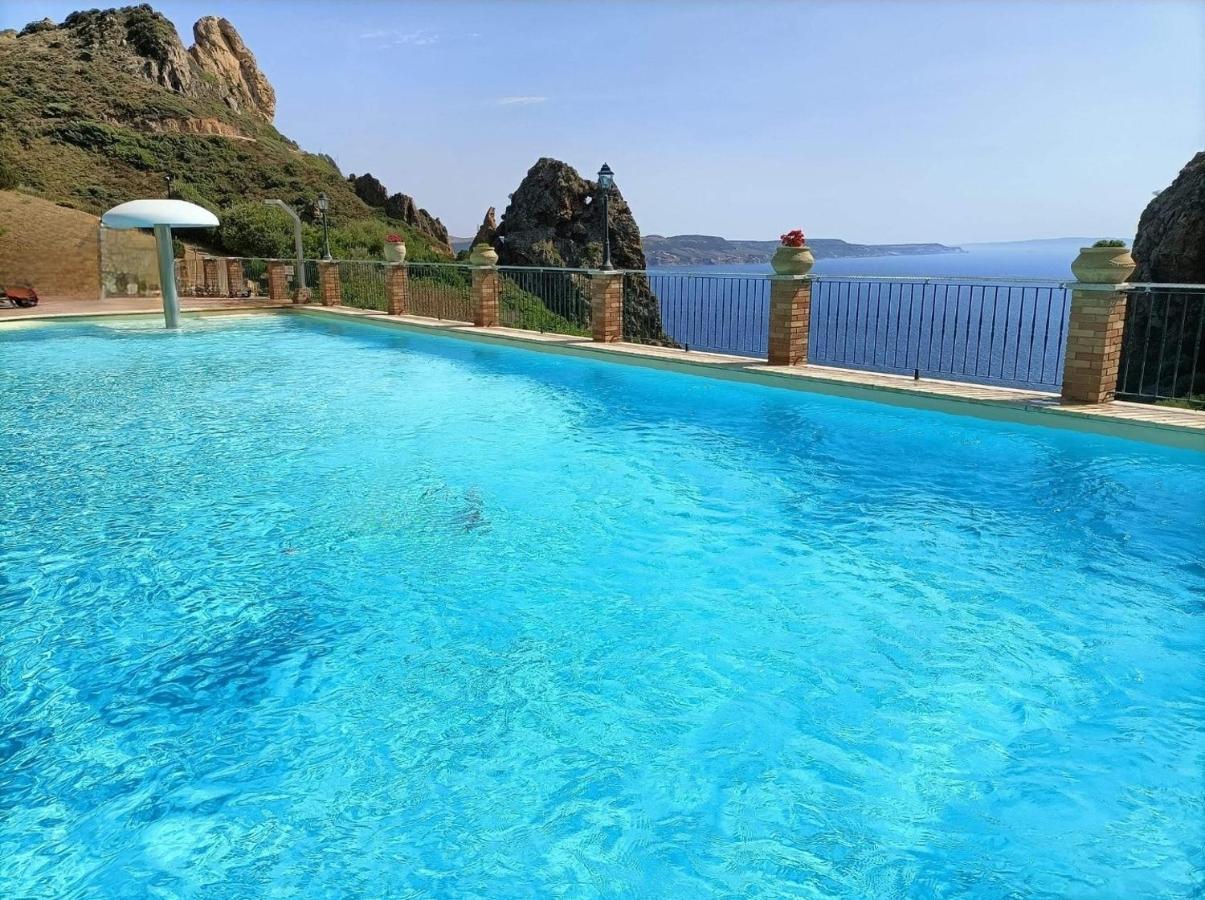 L'Estasi Tanca Piras A Bordo Piscina Con Vista Mare Villa Nebida Exterior photo