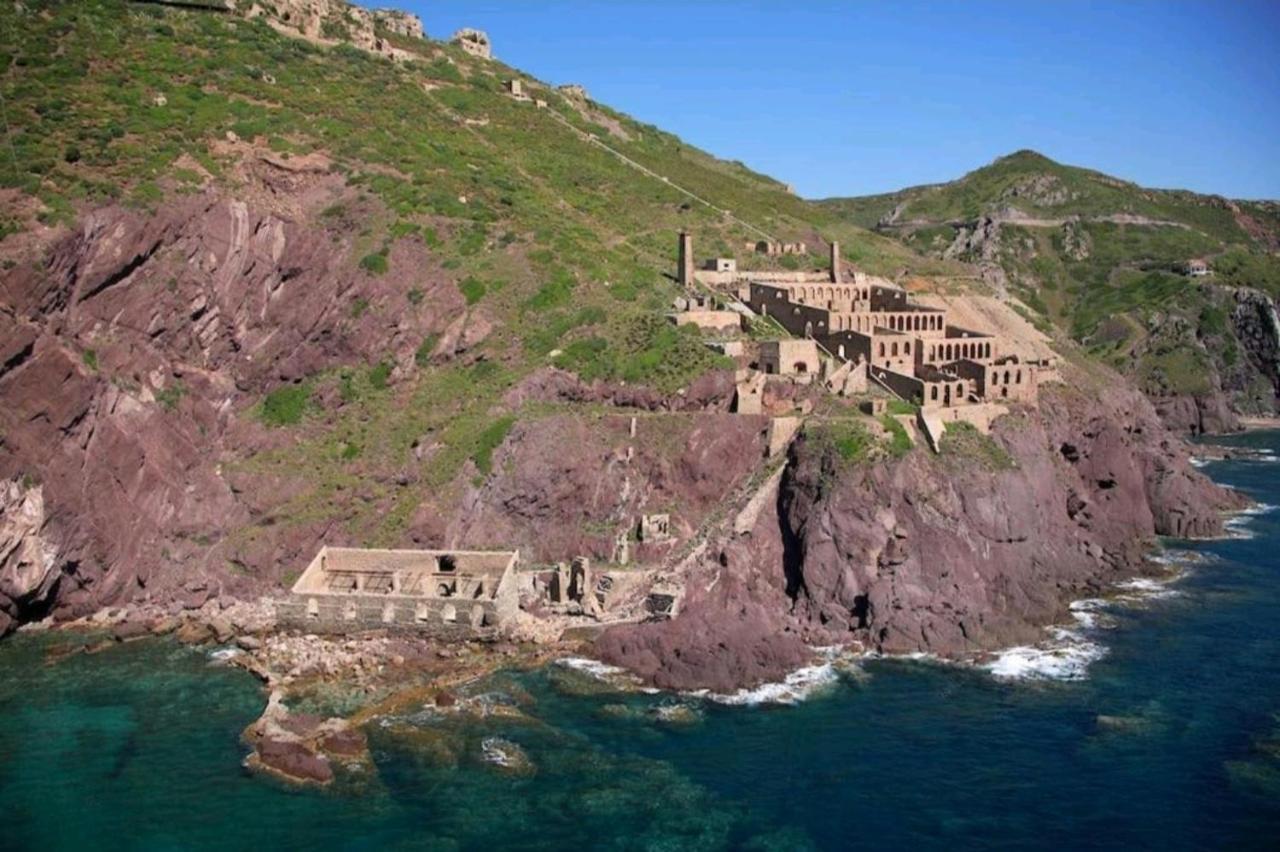 L'Estasi Tanca Piras A Bordo Piscina Con Vista Mare Villa Nebida Exterior photo